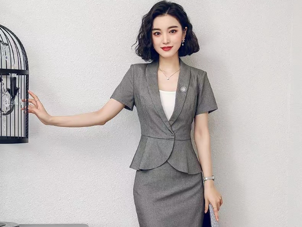 女款短袖淺灰色